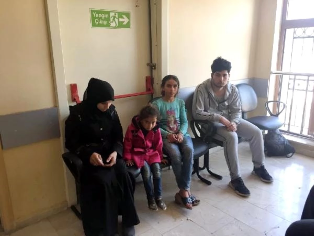 Kırıkhan\'da, 10 kaçak göçmen yakalandı
