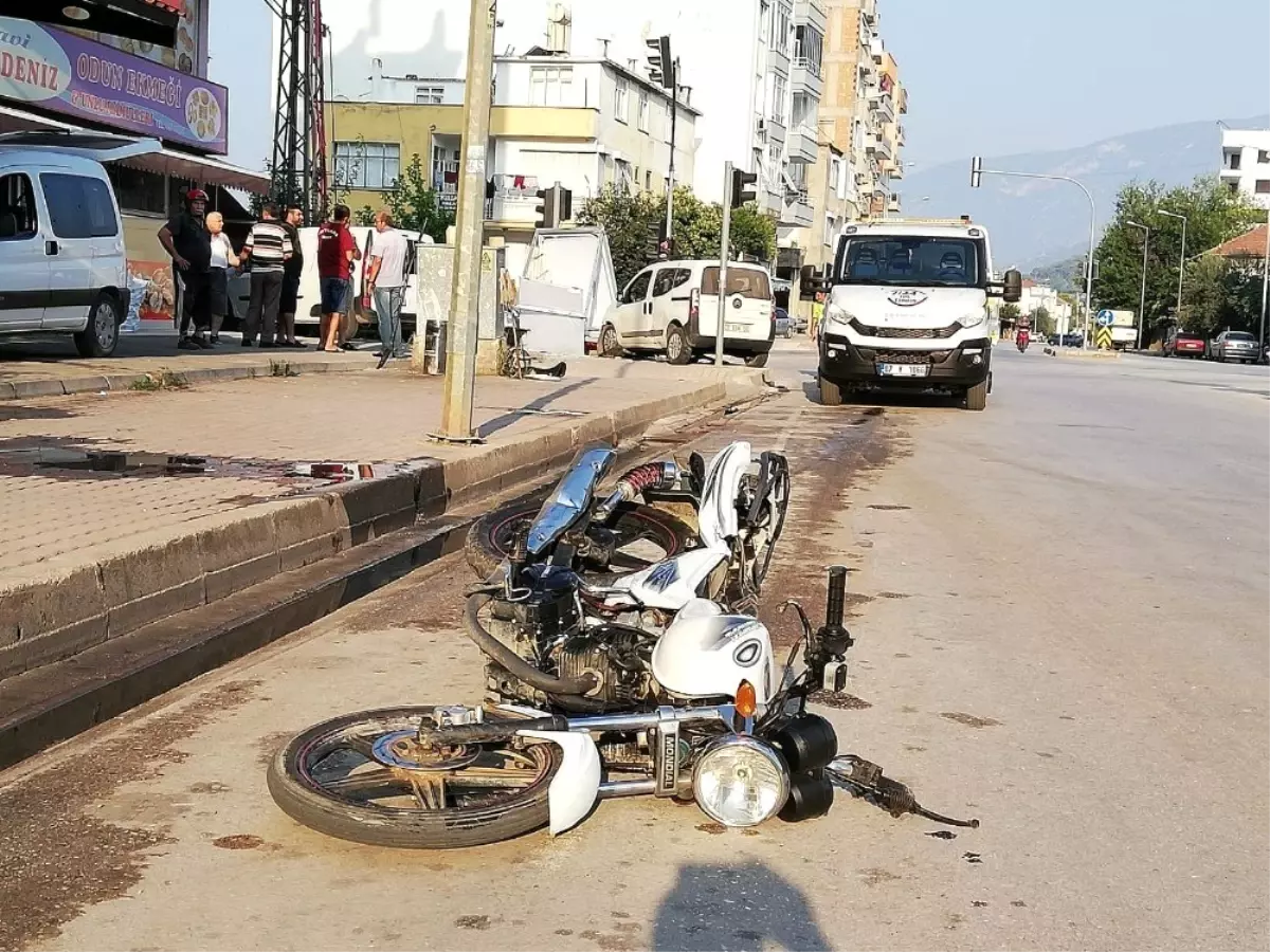 Kumluca\'da trafik kazası: 1 yaralı