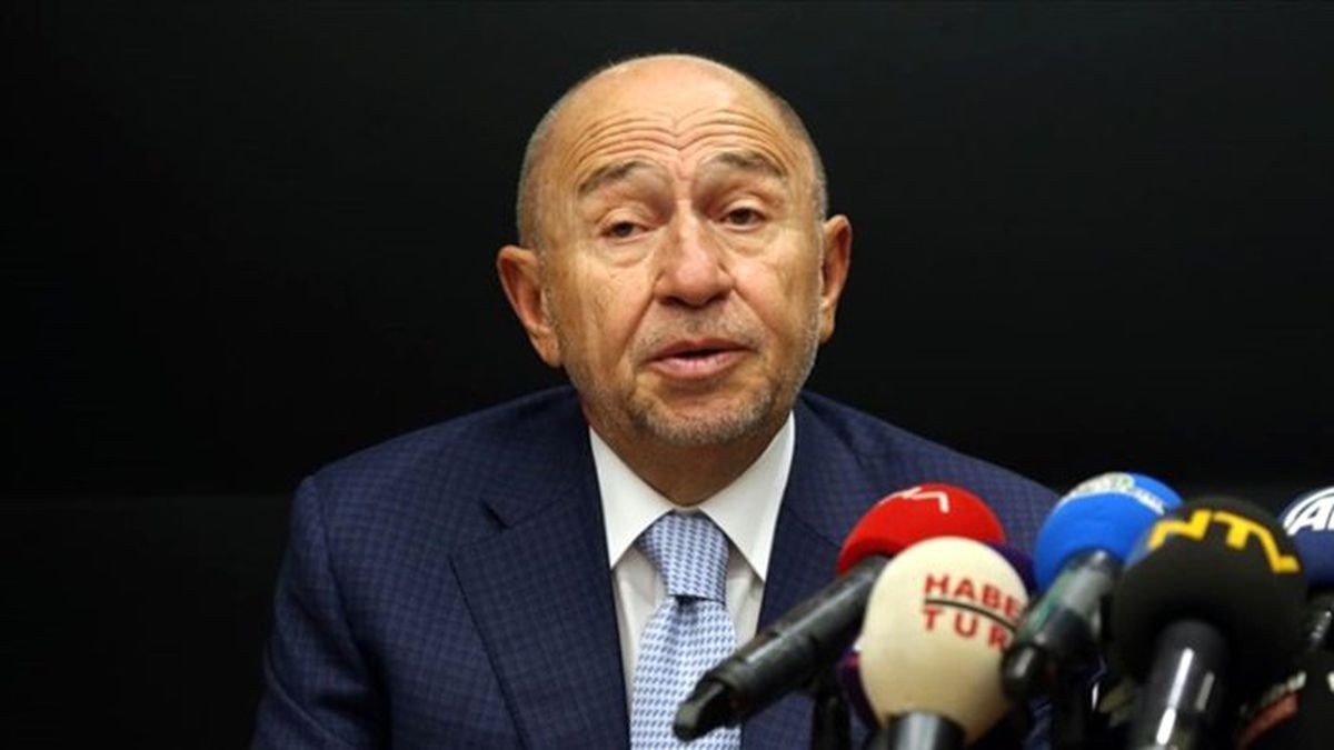 TFF Başkanı Özdemir: Liglerde yeni sezon geç başlamayacak