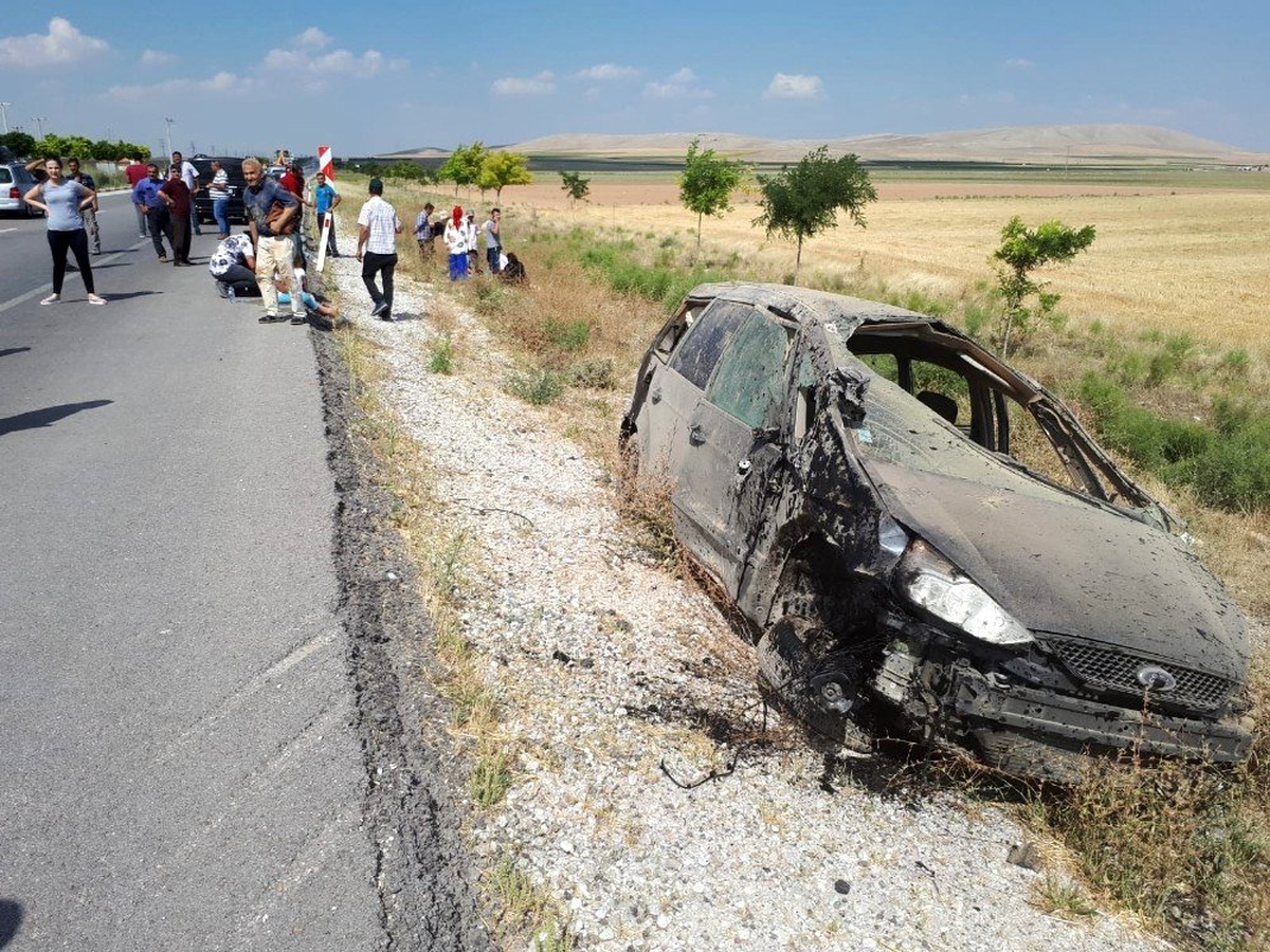 Avusturya\'dan gelen gurbetçi aile kaza yaptı: 6 yaralı