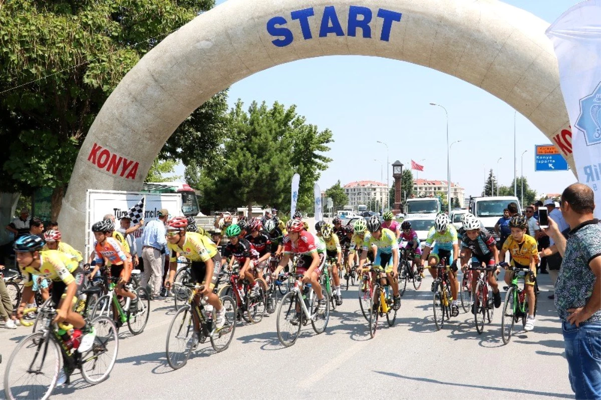 Beyşehir\'de bisiklet yarışı