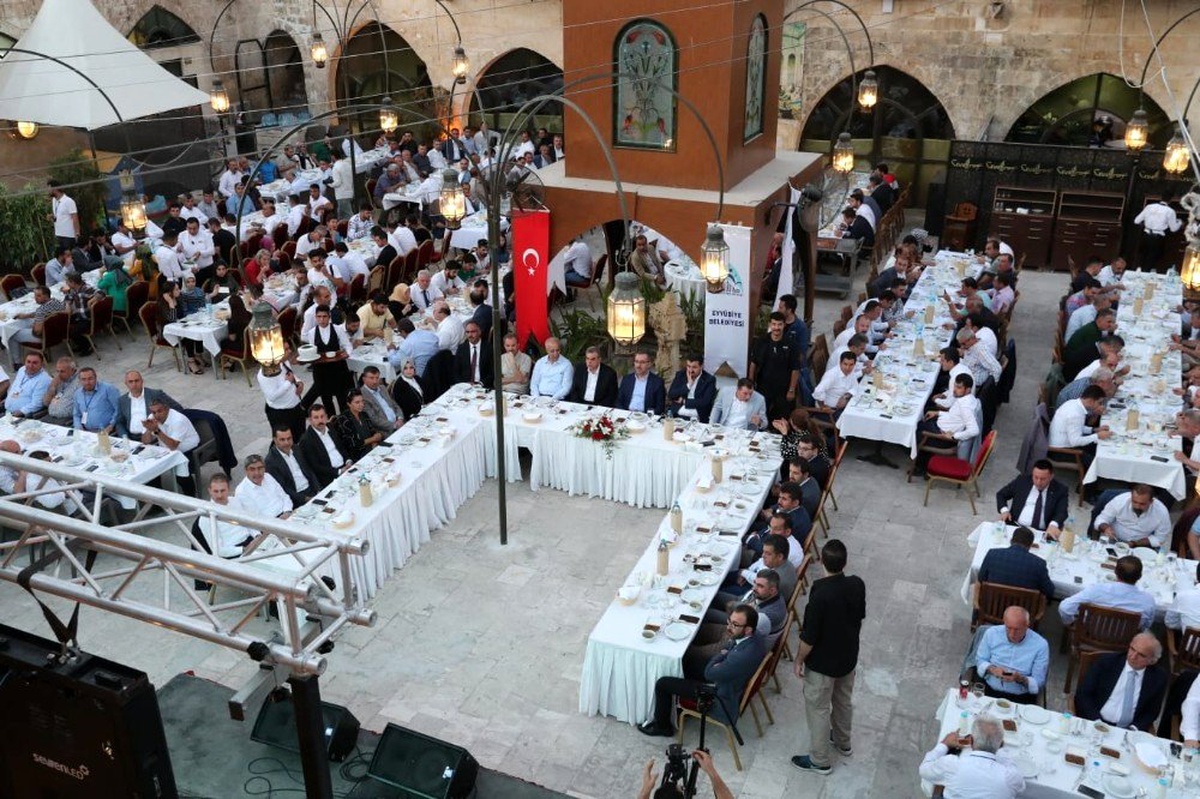 Eyyübiye Belediyesi yerel yönetimler toplantısına ev sahipliği yaptı