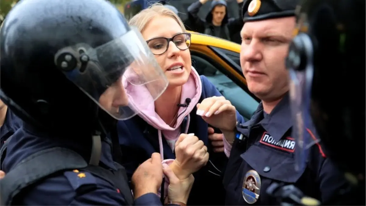 Rusya\'da yerel seçim protestosunda yüzlerce kişi gözaltına alındı