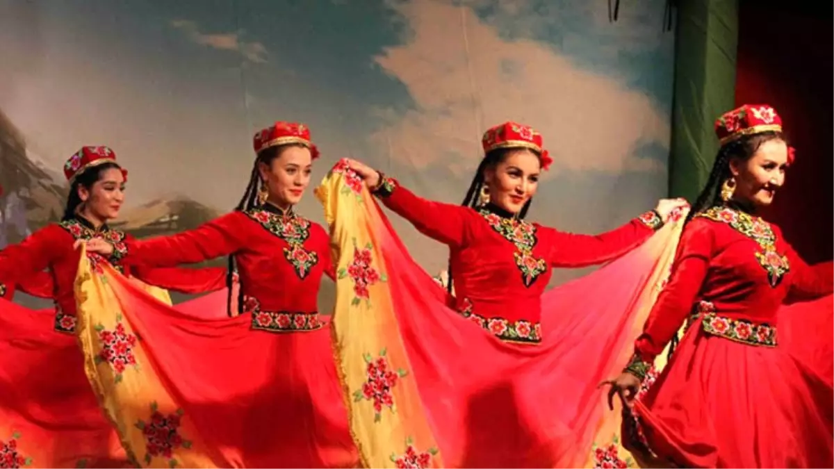 Yabancı uzmanlardan Xinjiang\'a övgü