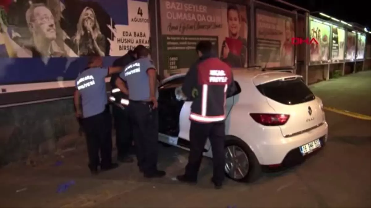 ANKARA Silahlı saldırıdan kaçarken, otomobiliyle duvara çarptı: 2 yaralı