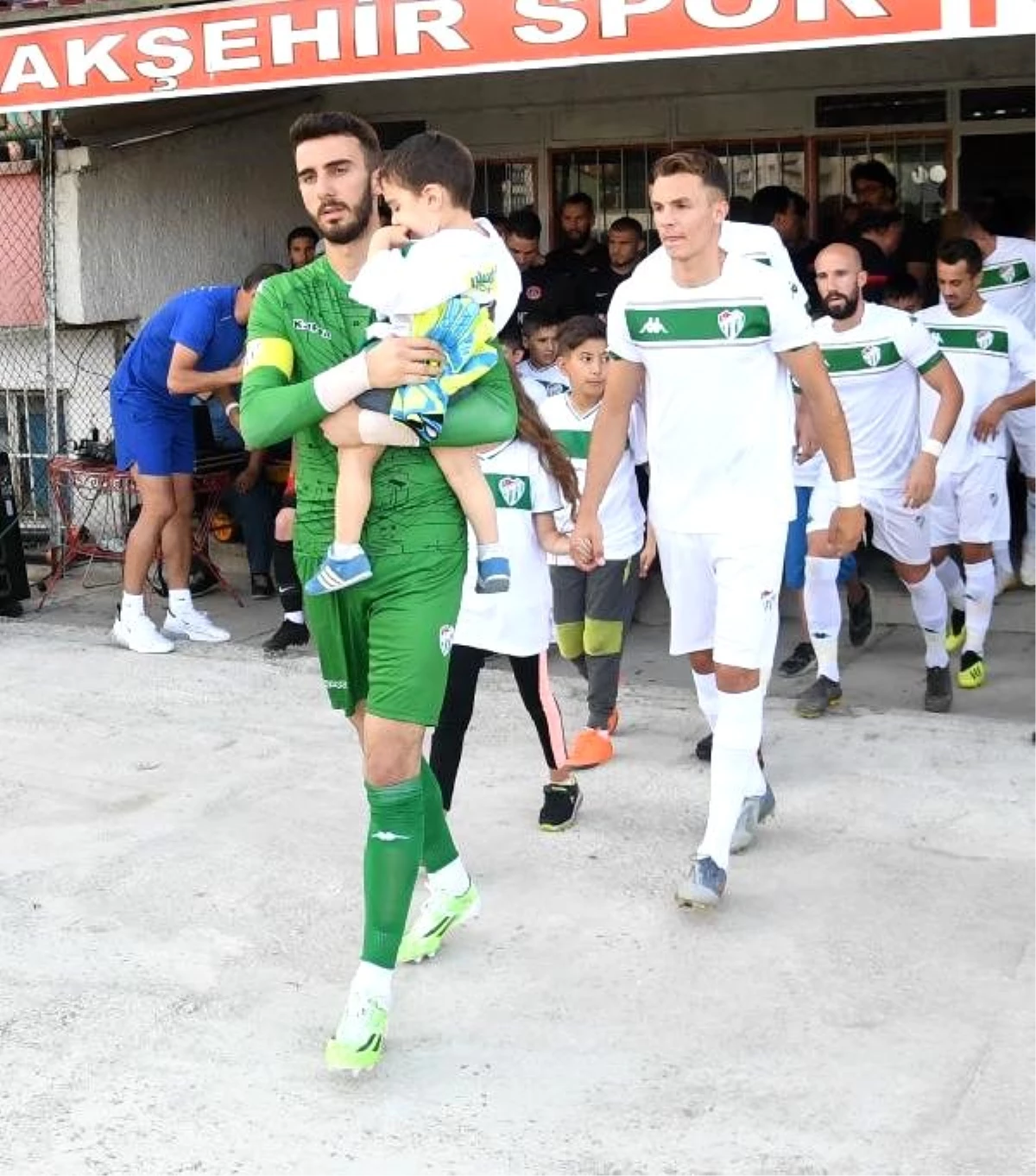 Bursaspor-Ümraniyespor maçında anlamlı uygulama