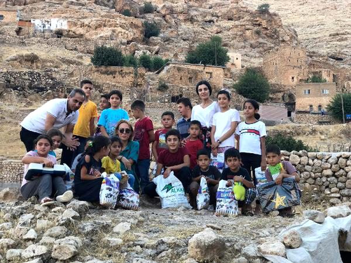 \'Çarşı\'dan Mardin\'deki 380 çocuğa bayramlık