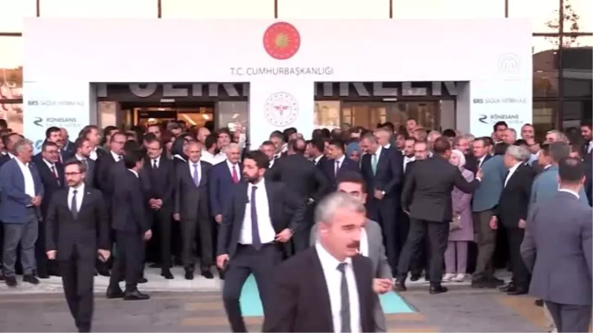 Cumhurbaşkanı Erdoğan, Bursa Şehir Hastanesi\'ni ziyaret etti