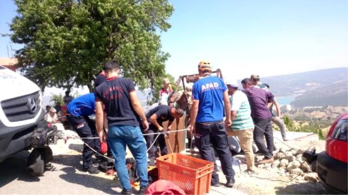 Dinamoyu tamir etmek isterken kuyuya düşüp öldü