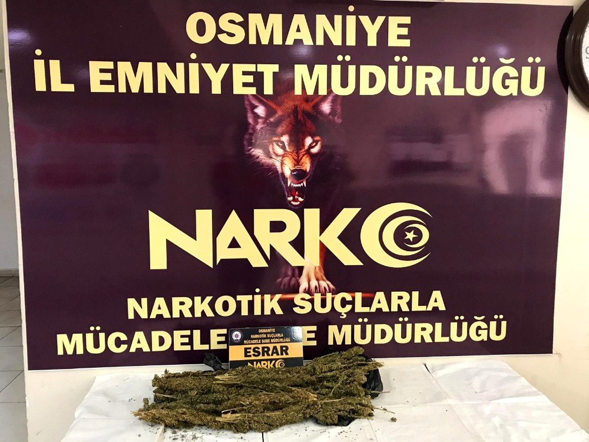 Motorunda uyuşturucu taşıyan kişi polis denetiminde yakalandı