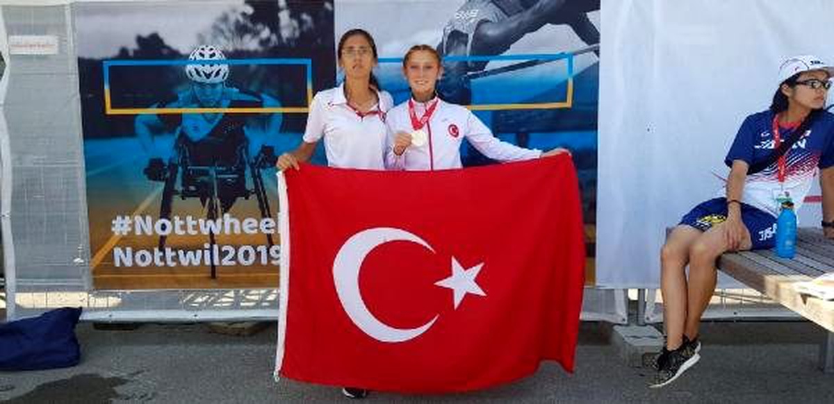 Özel Sporcu Muhsine Gezer ikinci kez dünya şampiyonu