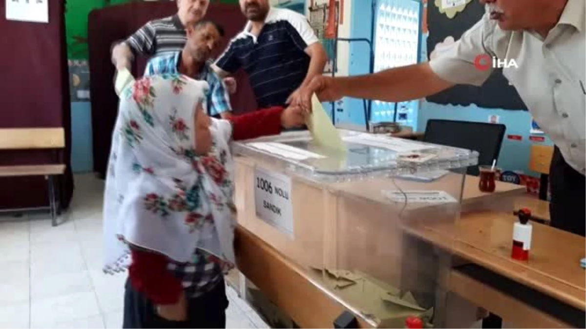 Suvarlı\'da oy verme işlemi sona erdi