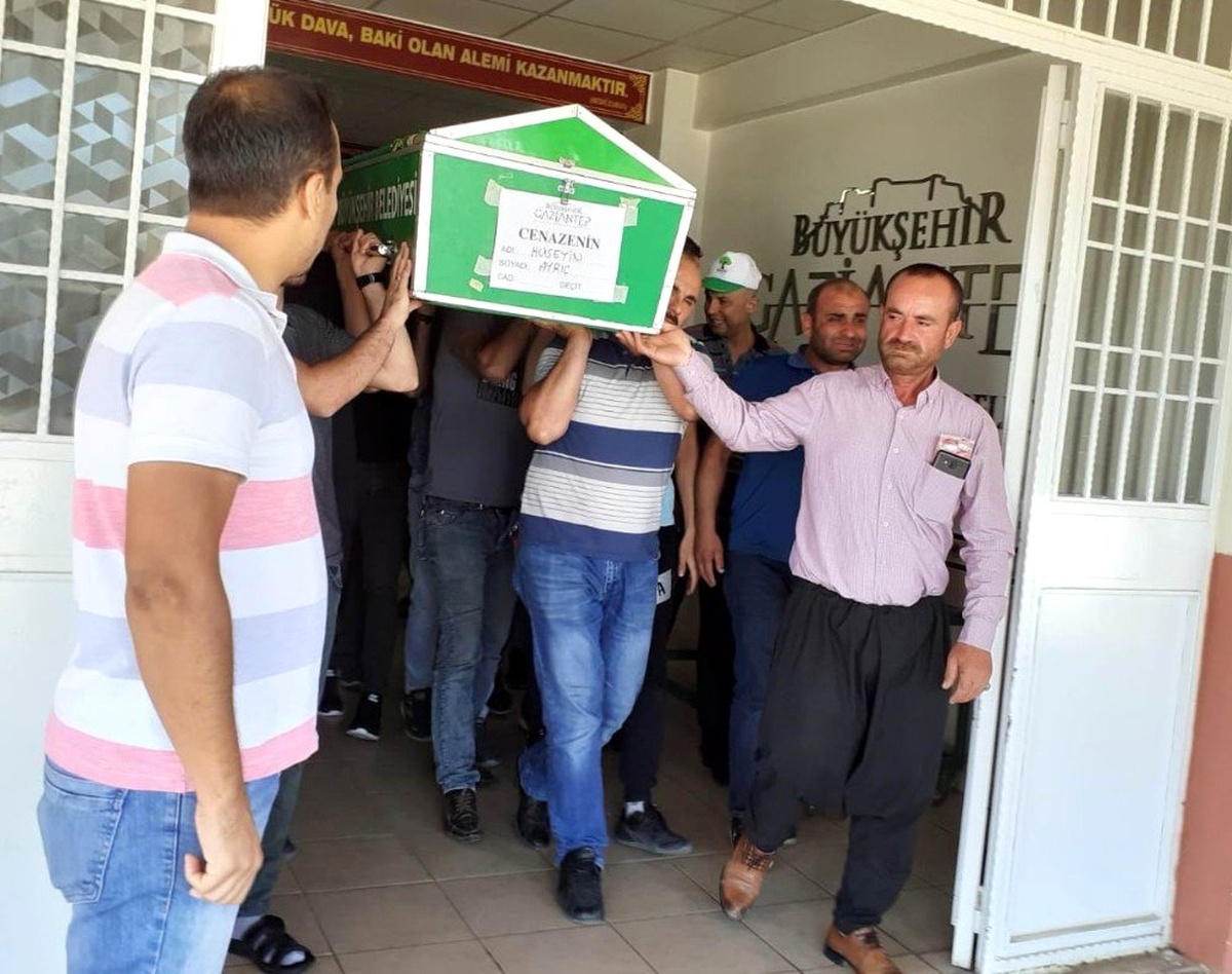 Üniversite öğrencisi beyin kanamasından öldü
