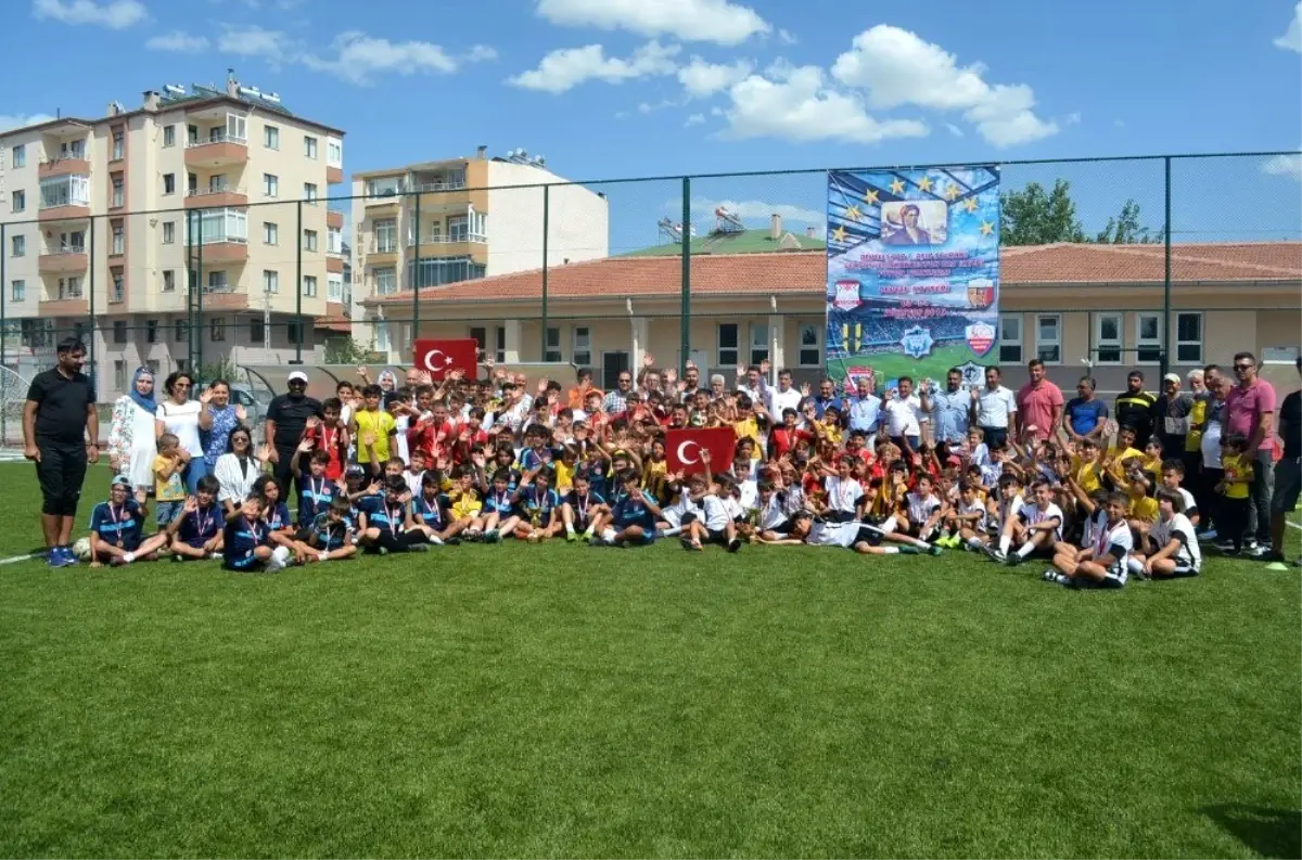 Develispor 1.Aşık Seyrani Futbol Turnuvası Nefes Kesen Final Maçlarıyla Son Buldu