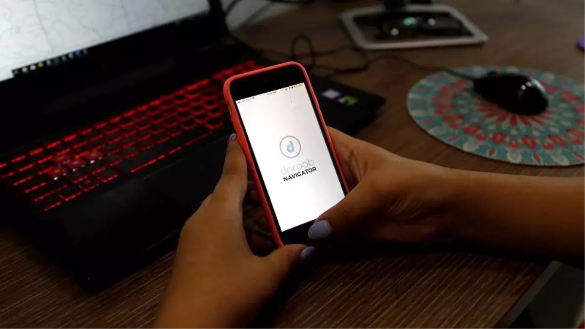 Filistinliler için İsrail yasaklarını atlatan navigasyon uygulaması