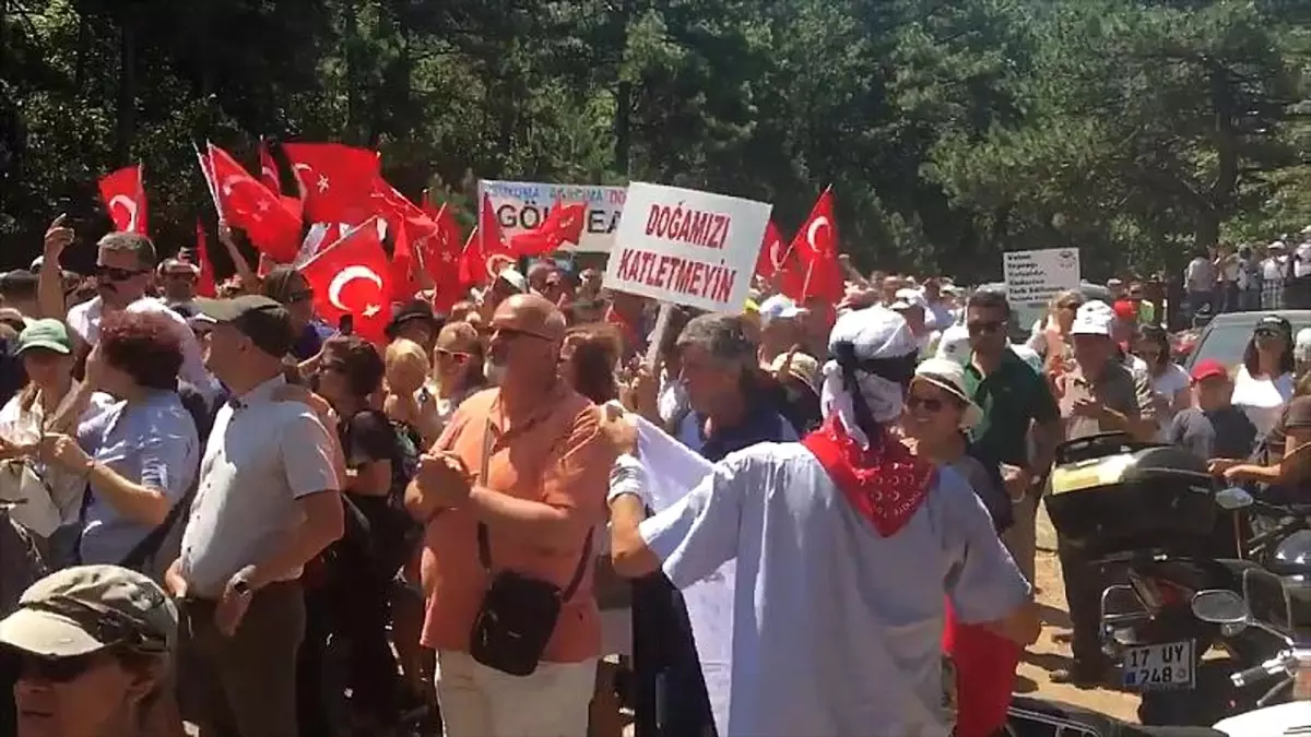 Kaz Dağları\'nda binlerce kişi maden arama çalışmalarını ve doğa katliamını protesto etti