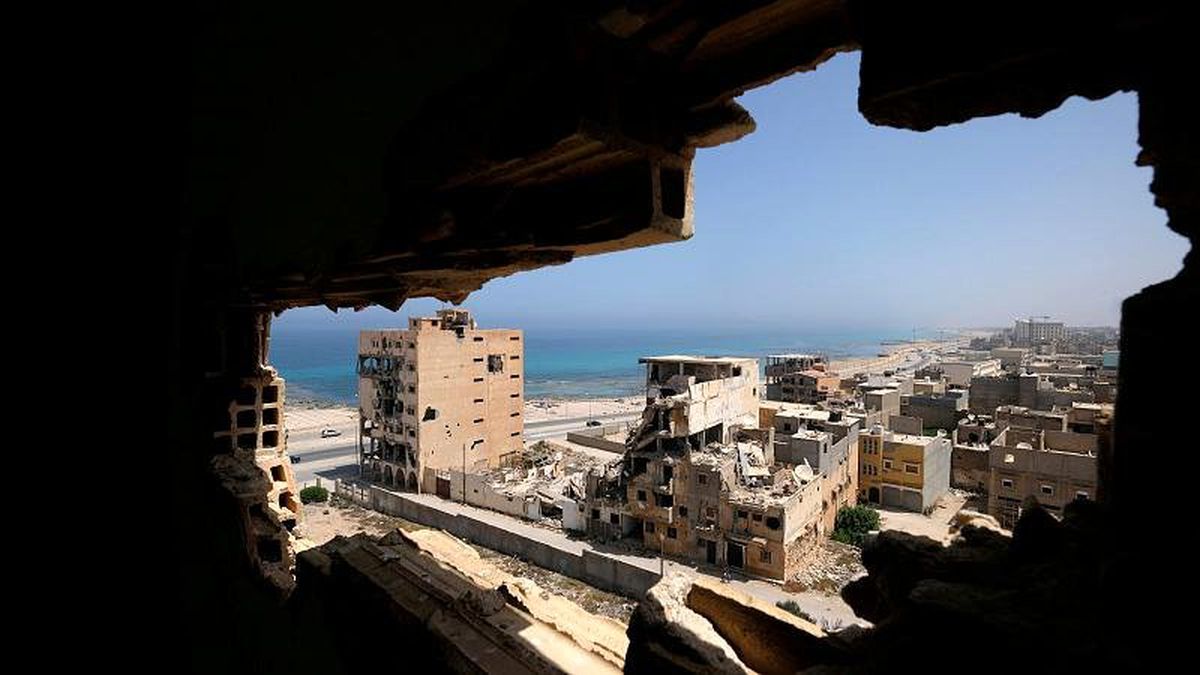 Libya\'da Halife Hafter milisleri Merzuk\'u bombaladı: En az 43 ölü 51 yaralı