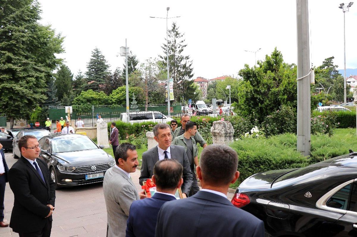 Milli Eğitim Bakanı Selçuk, Bolu\'da