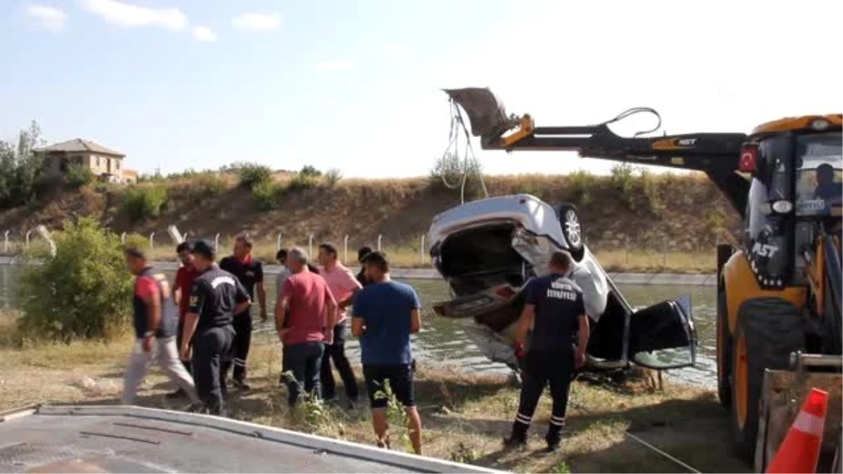 Otomobil sulama kanalına düştü: 1 ölü (2) - KONYA