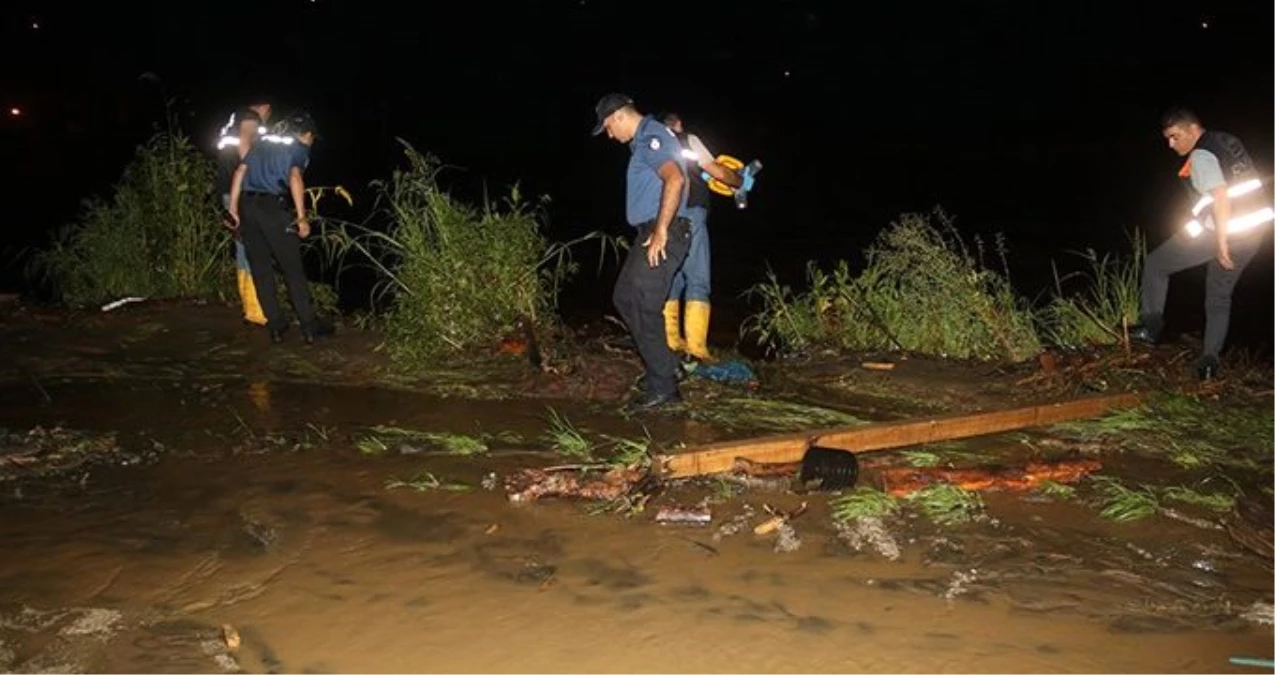 Rize\'de sel sularına kapılarak kaybolan vatandaşın kimliği tespit edildi