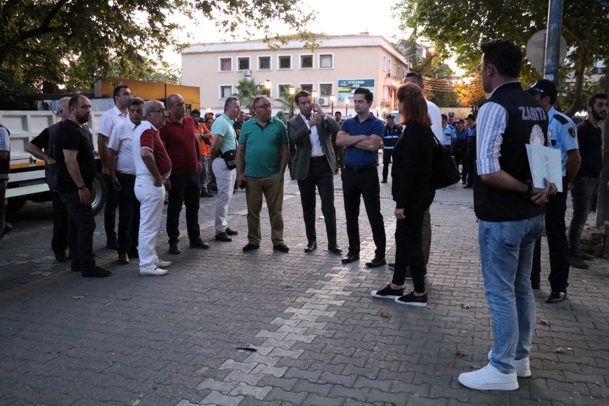 Yalovalı esnaf çıkmaları sorunsuz terk etti
