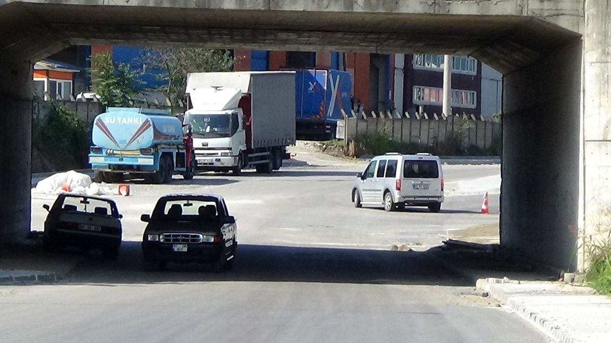 Alt geçit trafiğe açıldı