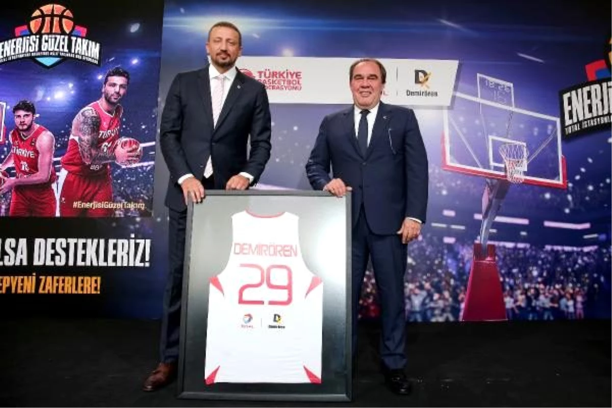 Basketbol Milli Takımları ile Total Oil Türkiye sponsorluk anlaşması imzaladı