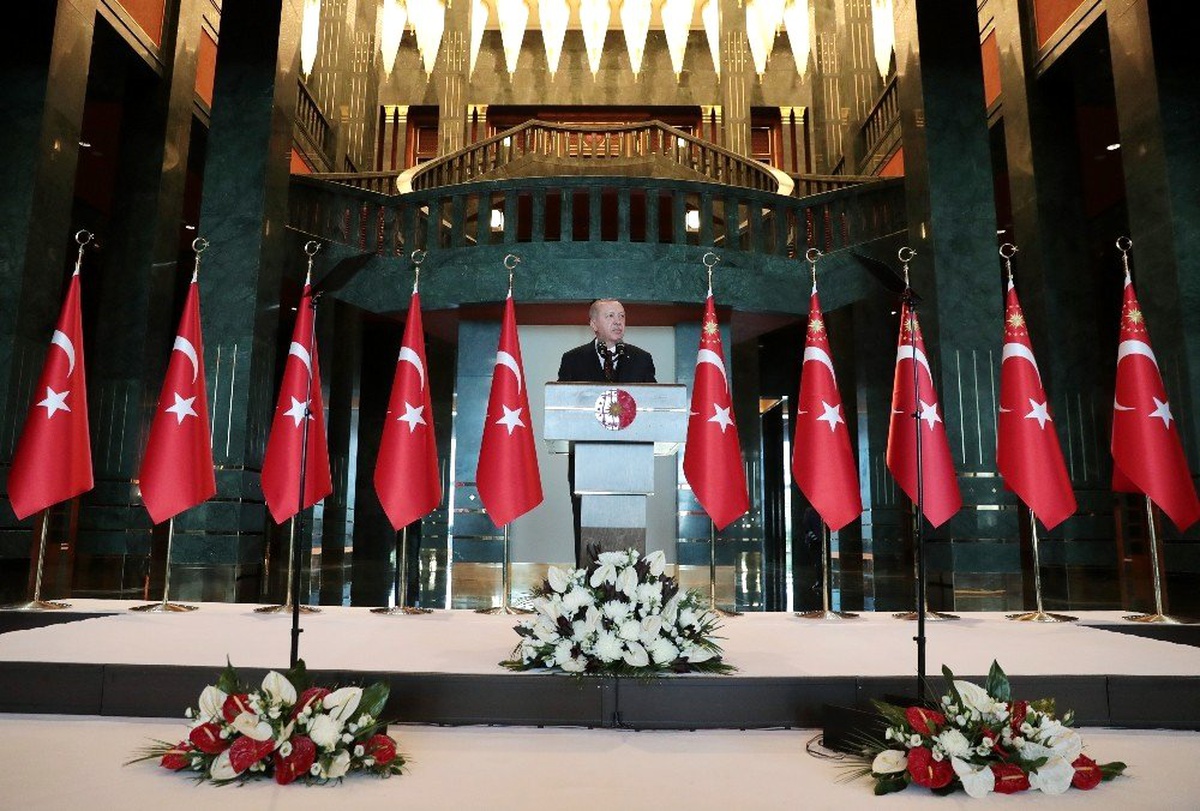 Cumhurbaşkanı Recep Tayyip Erdoğan: "S-400 konusunu Türkiye için kriz haline dönüştürülmesini iyi...
