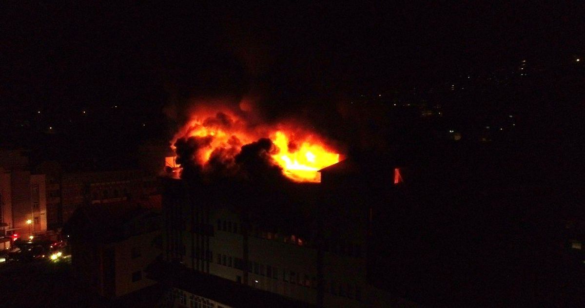 Fındık fabrikası alev topuna döndü