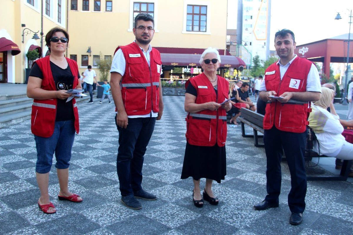 Kızılay, kurban kampanyasını vatandaşlara anlattı