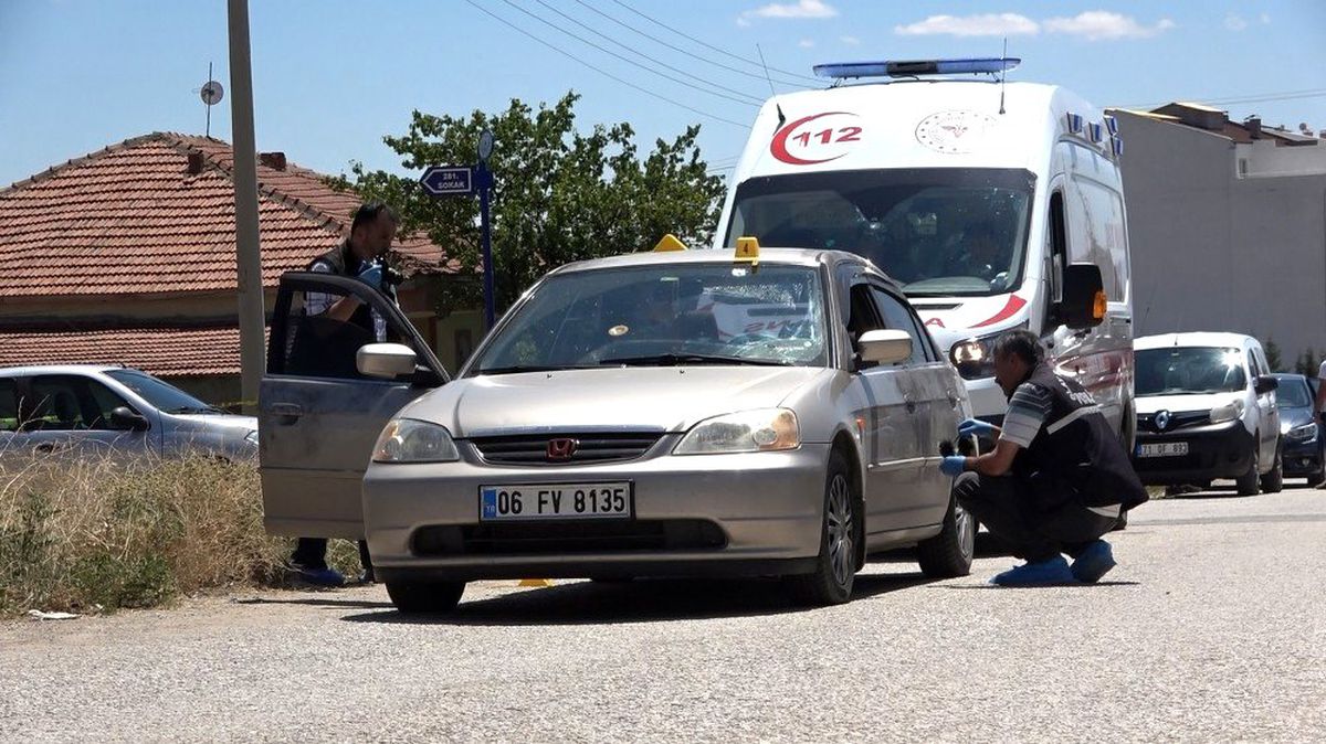 Otomobilin içinde tabancayla vurulan şahıs hayatını kaybetti