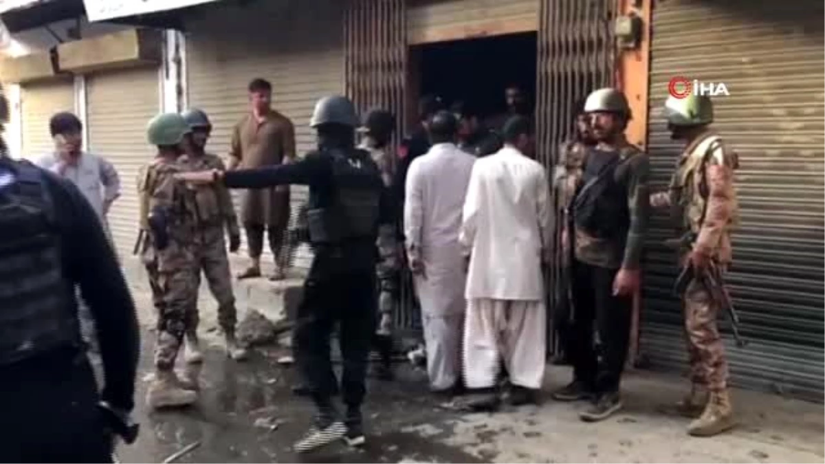 Pakistan\'da Markette Patlama: 3 Ölü
