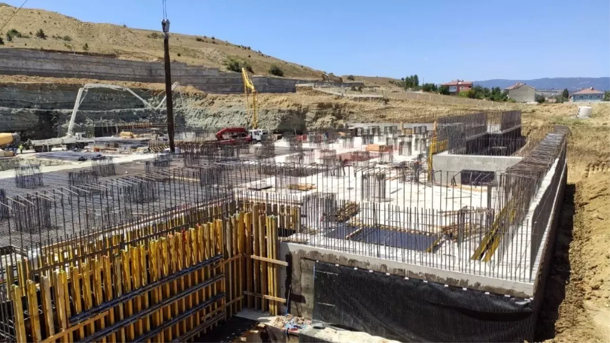 Bozüyük Şehir Hastanesi inşaatı tam gaz devam ediyor