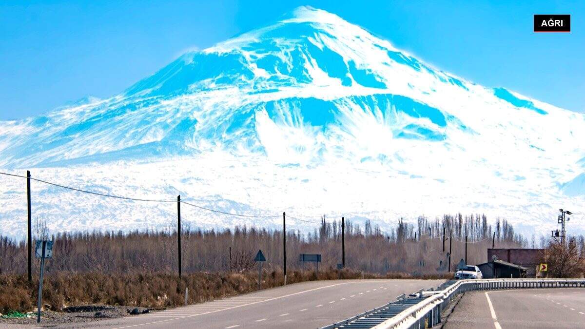 Çocuklarının çeyizini 2 bin rakımlı yaylada hazırlıyorlar