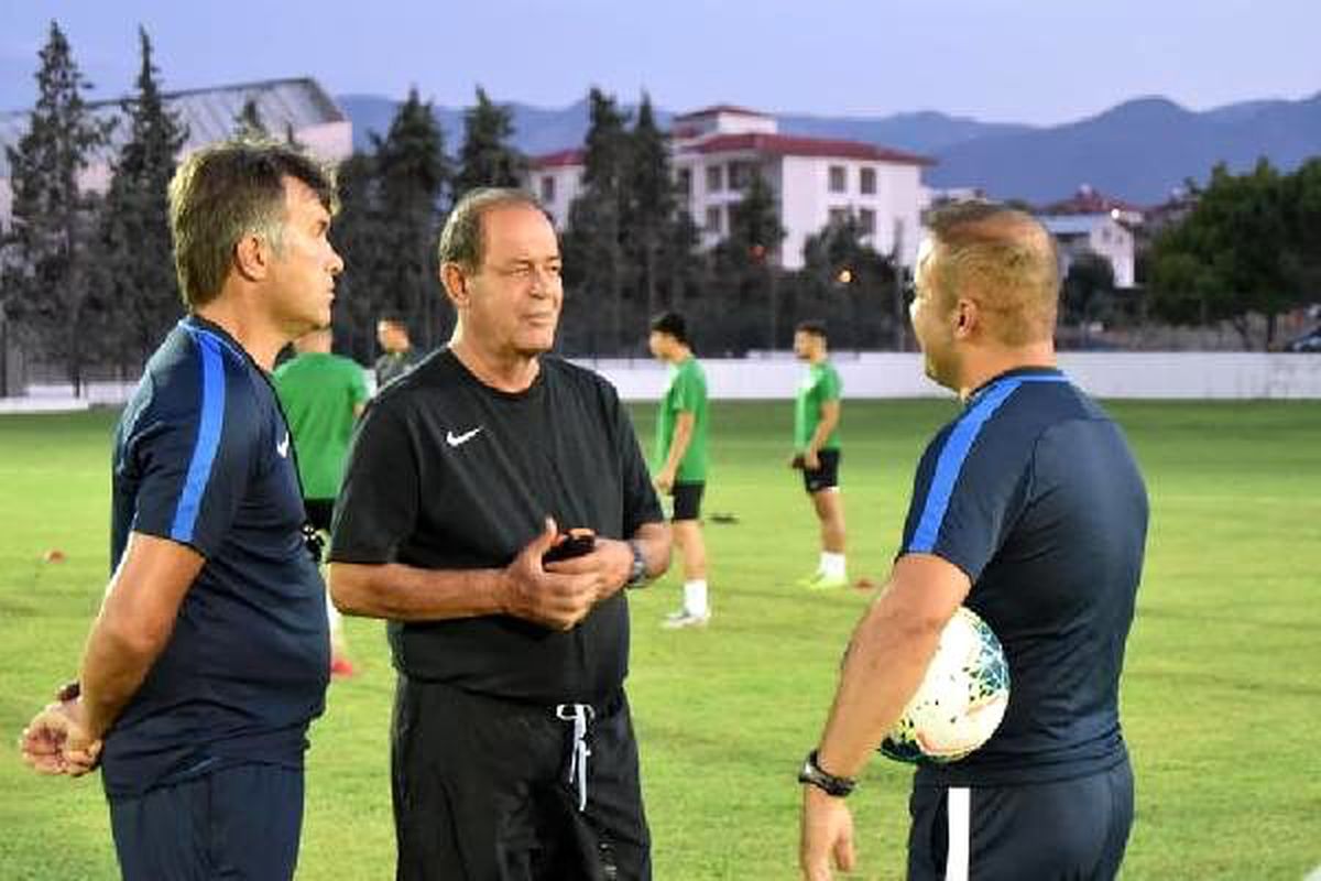 Denizlispor Teknik Direktörü İldiz: 3 transfer daha yapacağız