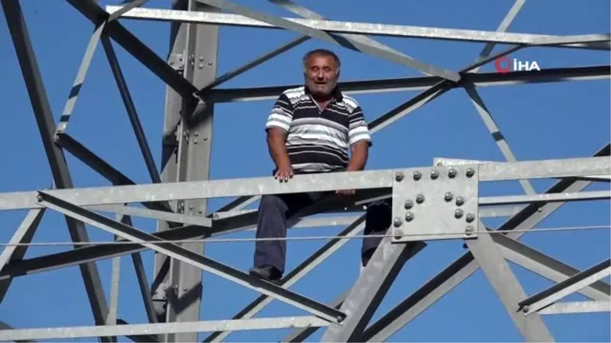 Kahraman itfaiyeci, intihara teşebbüs eden şahsı bacağından yakalayarak kurtardı