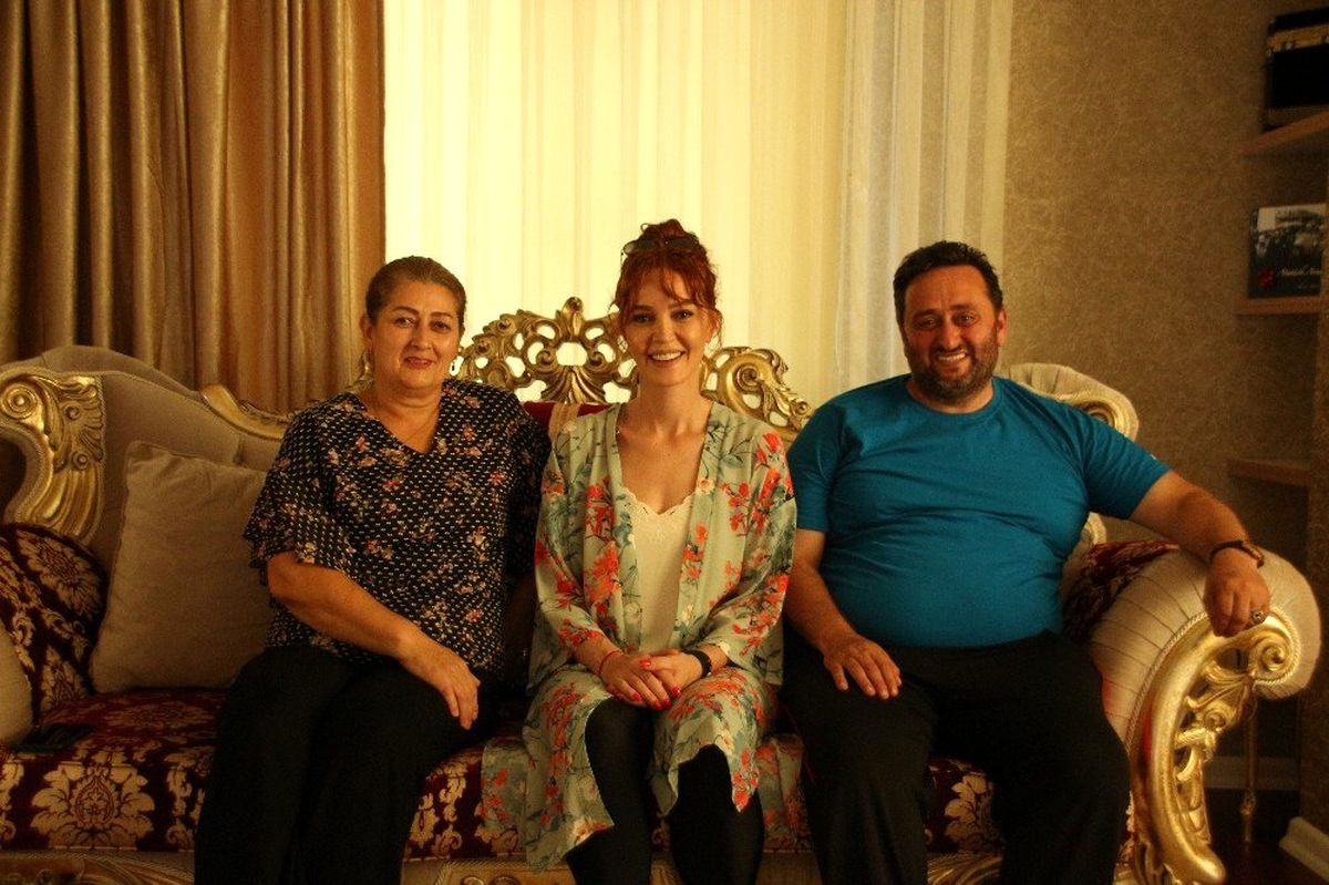 Pop Sanatçısı Gülden\'den Başkan Yanmaz\'a geçmiş olsun ziyareti