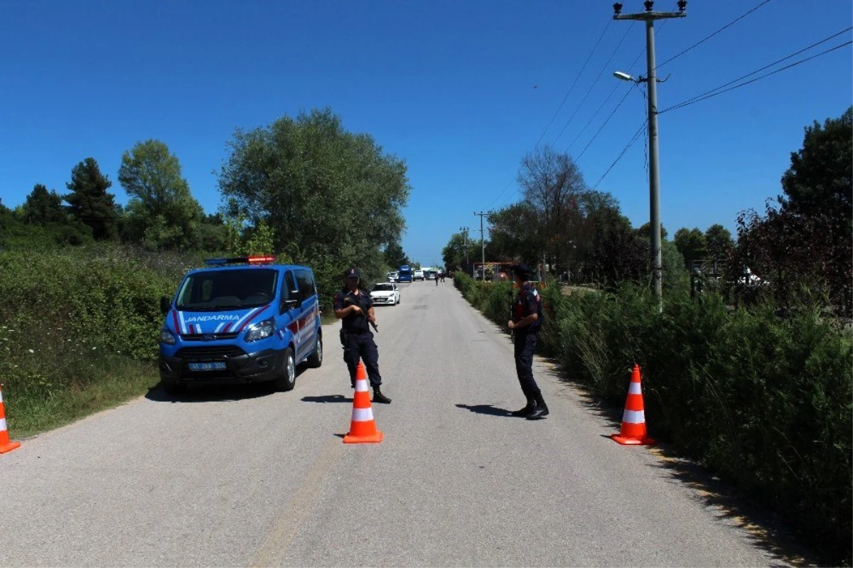 Sapanca gölü kıyısındaki turistik tesiste el yapımı bomba patladı: 2 yaralı