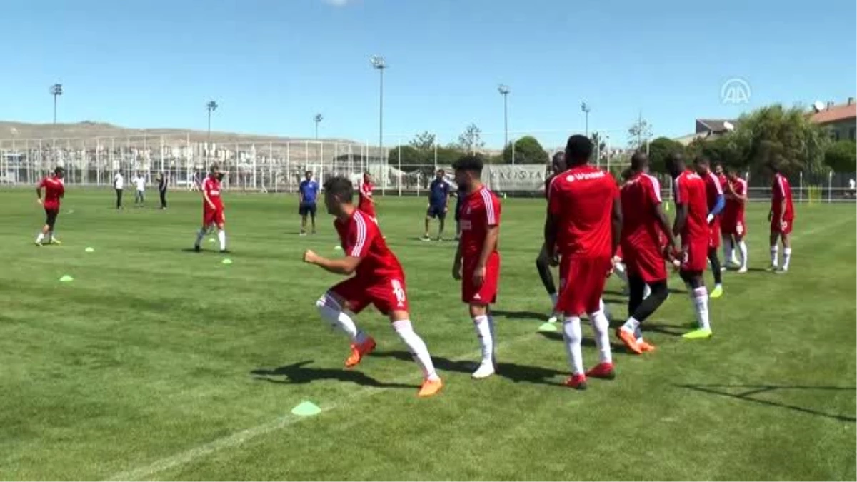 Sivasspor\'da sezon hazırlıkları