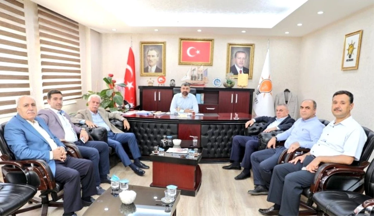 AK Parti Mardin İl Başkanı Kılıç belediye başkanları ile bir araya geldi