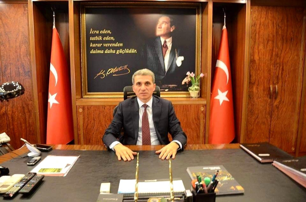 Aydın\'da 3 kaymakamın görev yarı değişti