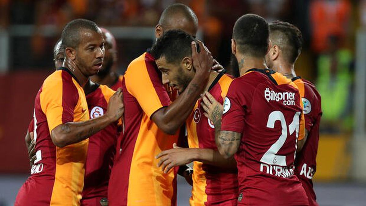 Bakan Kasapoğlu\'ndan Galatasaray\'a tebrik mesajı