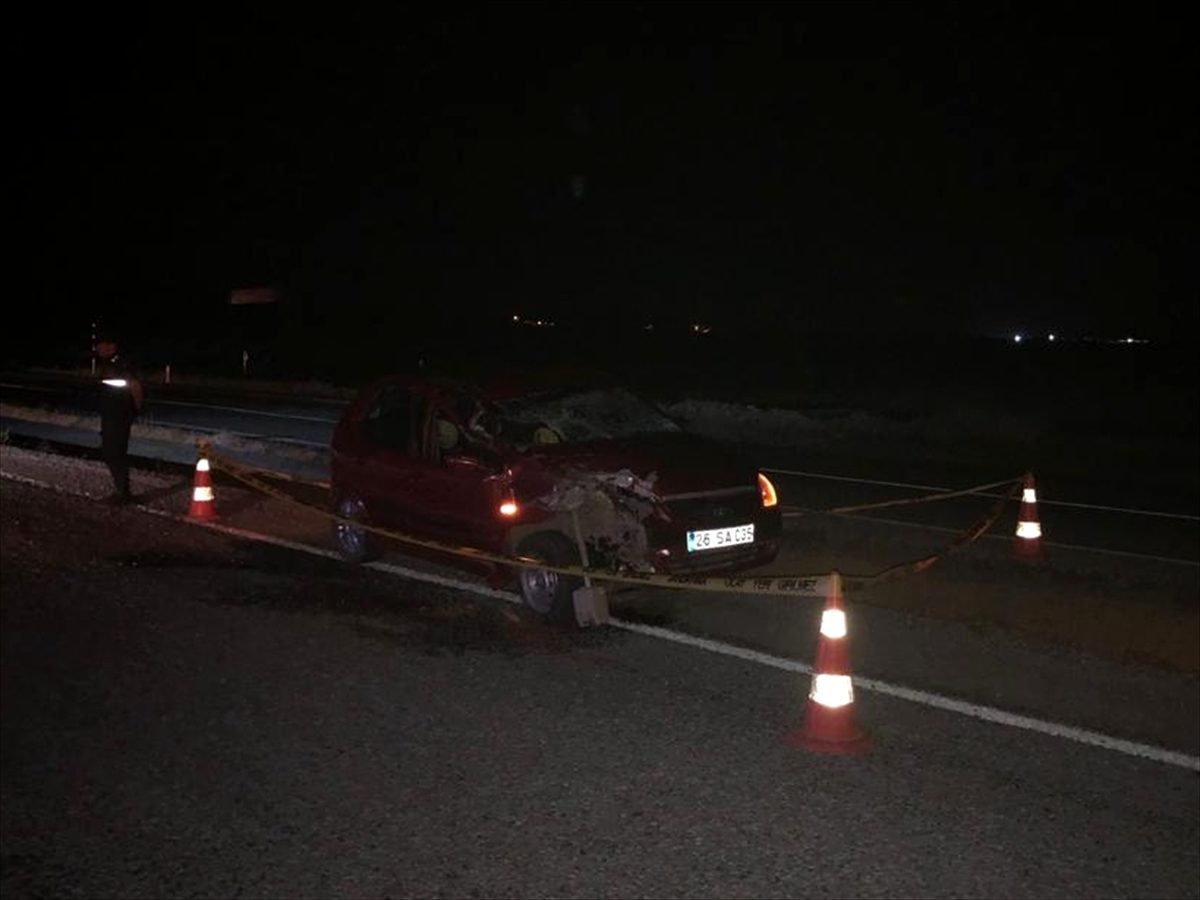 Balayı dönüşü kazada ölen gelinin cenazesi defnedildi