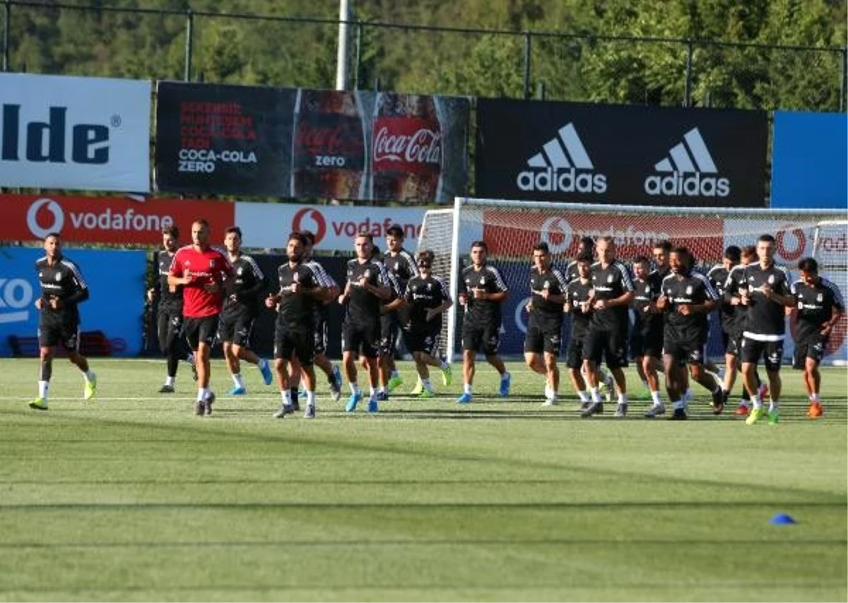 Beşiktaş\'ta yeni sezon hazırlıkları sürüyor