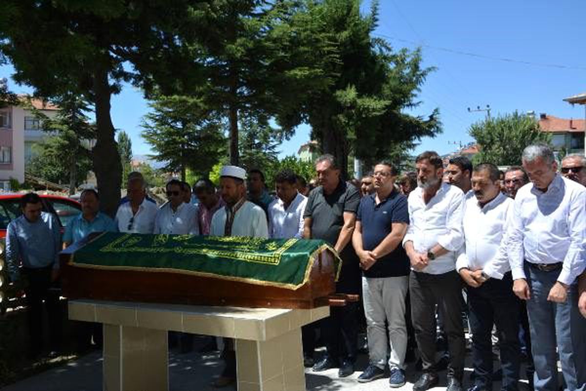 Bisikletten düşen Abdullah yaşamını yitirdi (2)