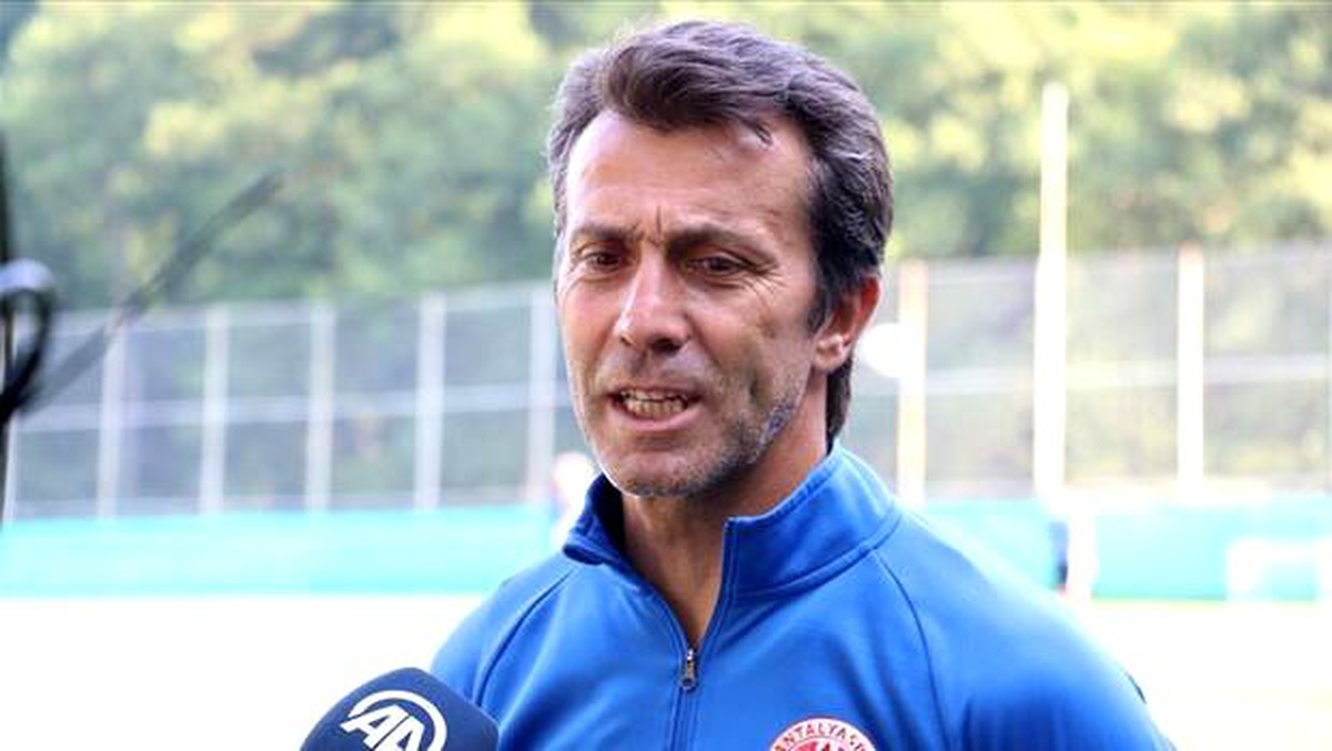 Bülent Korkmaz: "Yusuf Yazıcı\'nın bonservisi için ödenen para..."