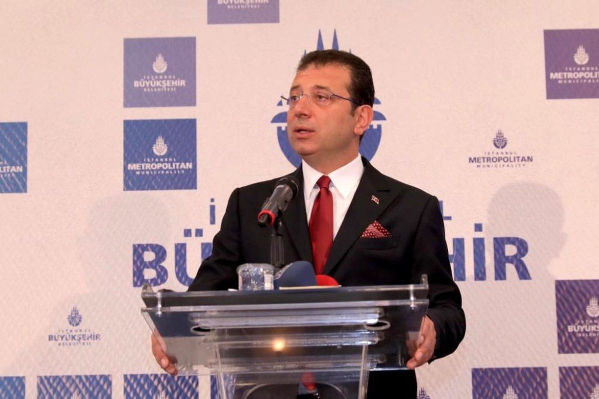 Ekrem İmamoğlu, İBB\'nin yeni yönetim kadrosunu tanıttı