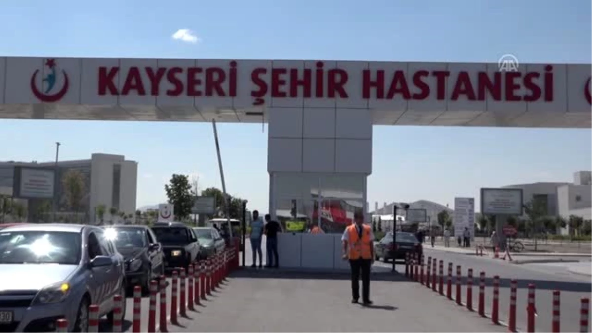 "Güvercin Göğsü" hastalığına Kayseri Şehir Hastanesi\'nde şifa buldu