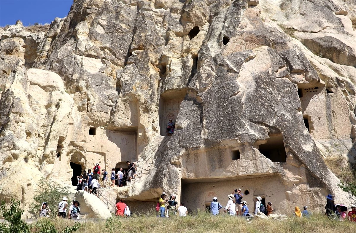 Kapadokya\'yı gökyüzünden keşfetmek isteyenlere rezervasyon uyarısı