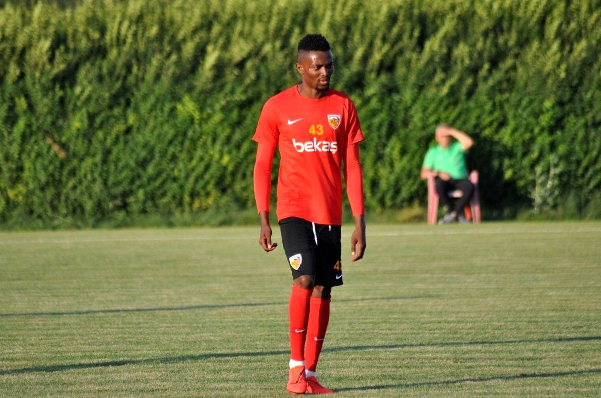 Kayserispor Mensah\'ı satmayacak